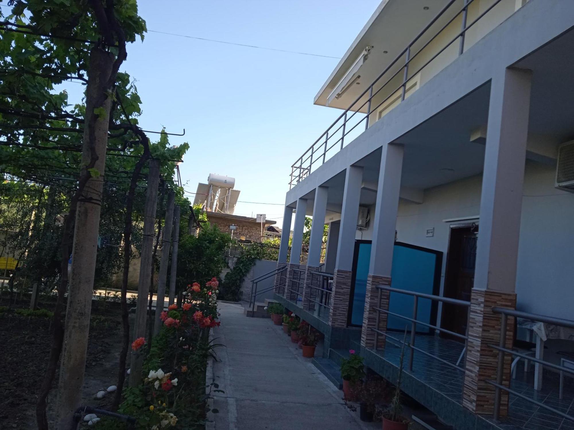 Vila N Dervishi Vlorë Extérieur photo