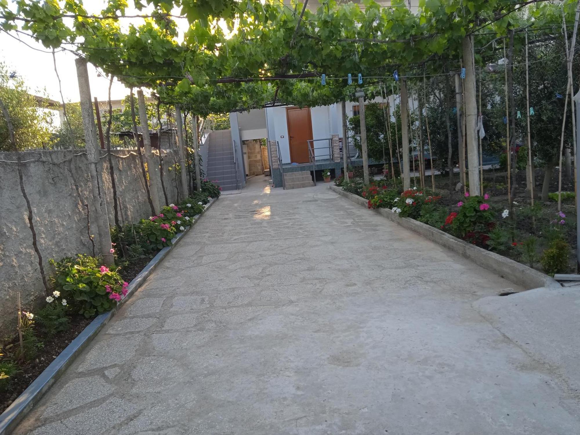 Vila N Dervishi Vlorë Extérieur photo
