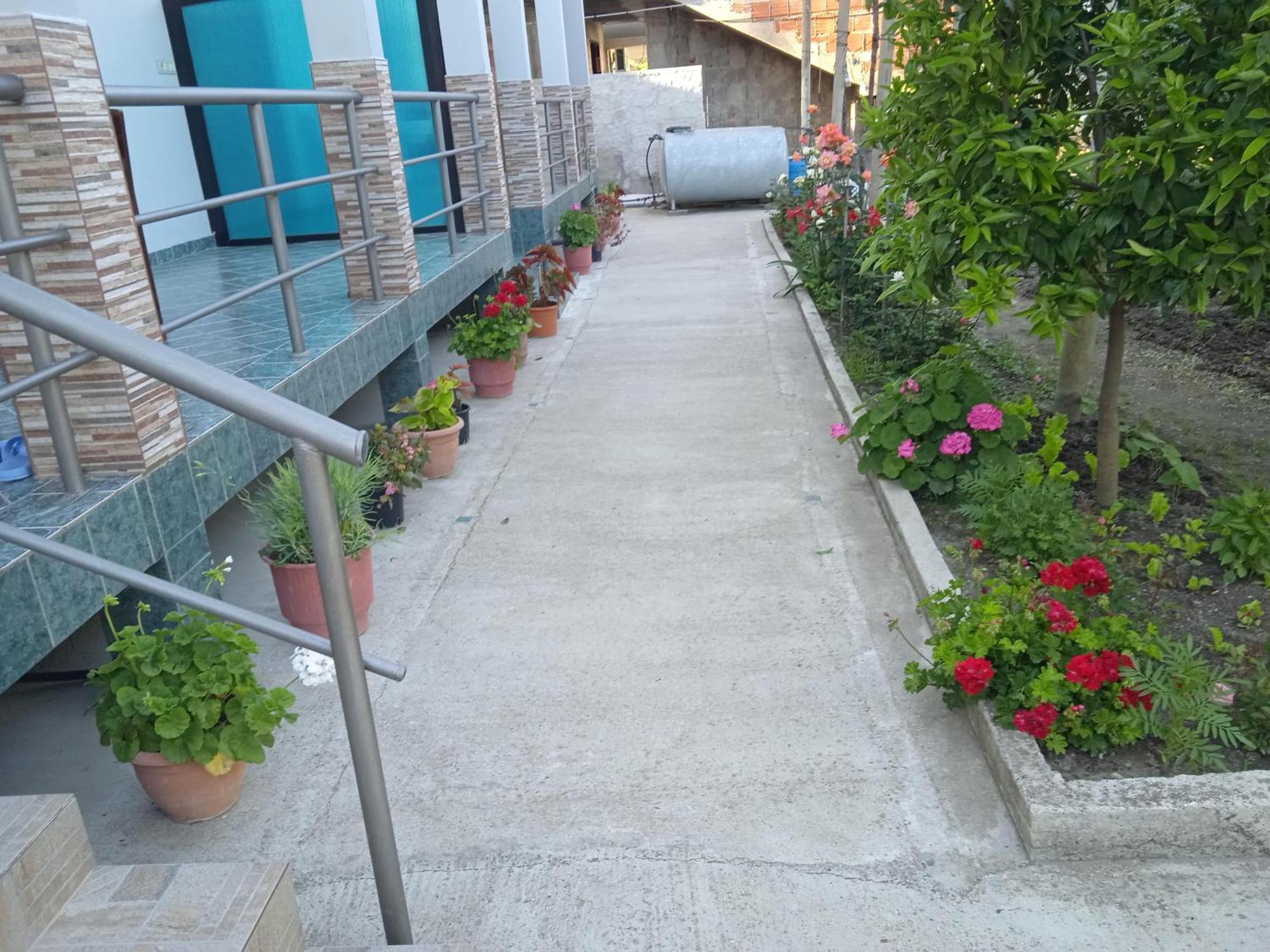 Vila N Dervishi Vlorë Extérieur photo